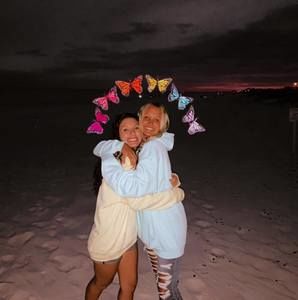 Meet your Posher, Natalie